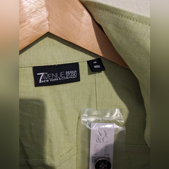 Short Sleeve Lime, Linen Blend Fitted Jacket -XS- NY&C - Picture 3 of 7